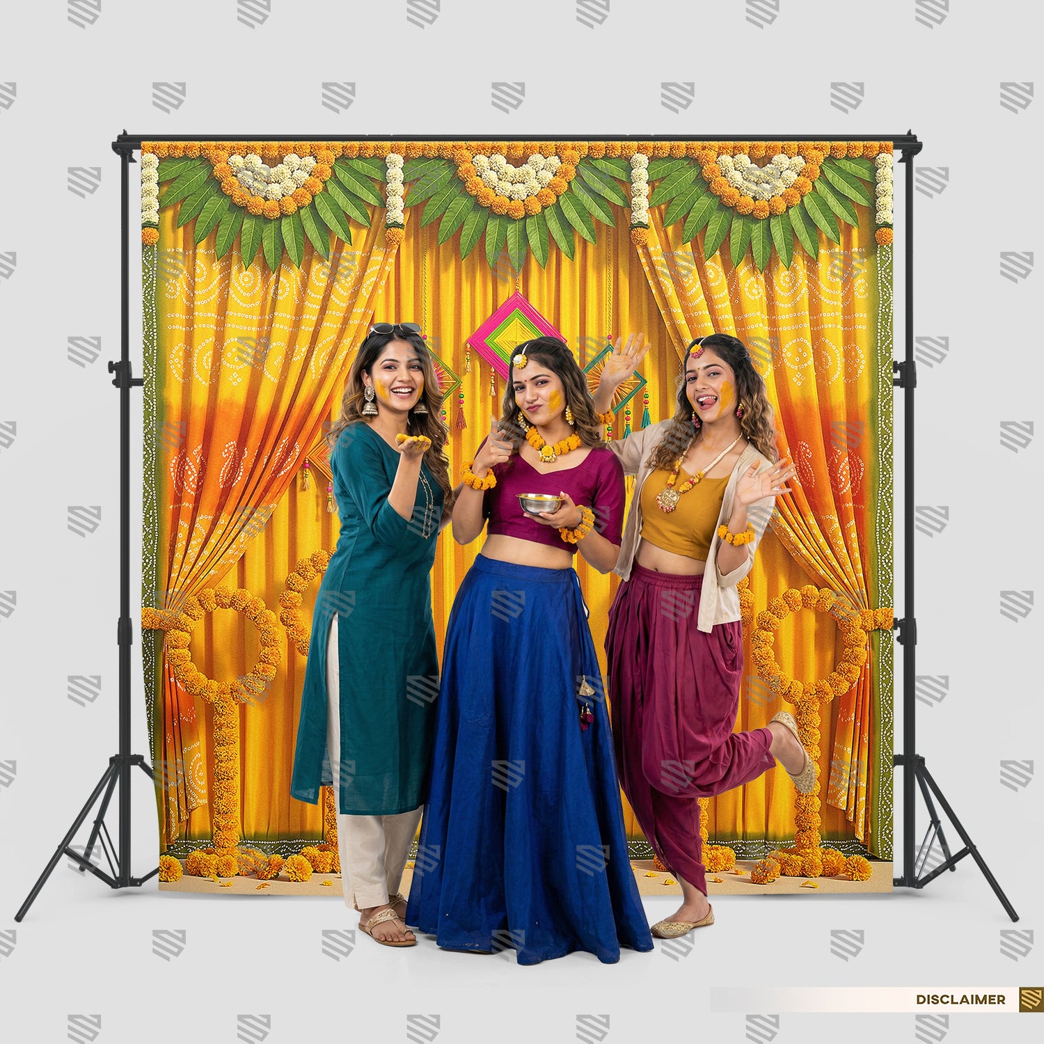 Golden Bandhani Haldi Decor