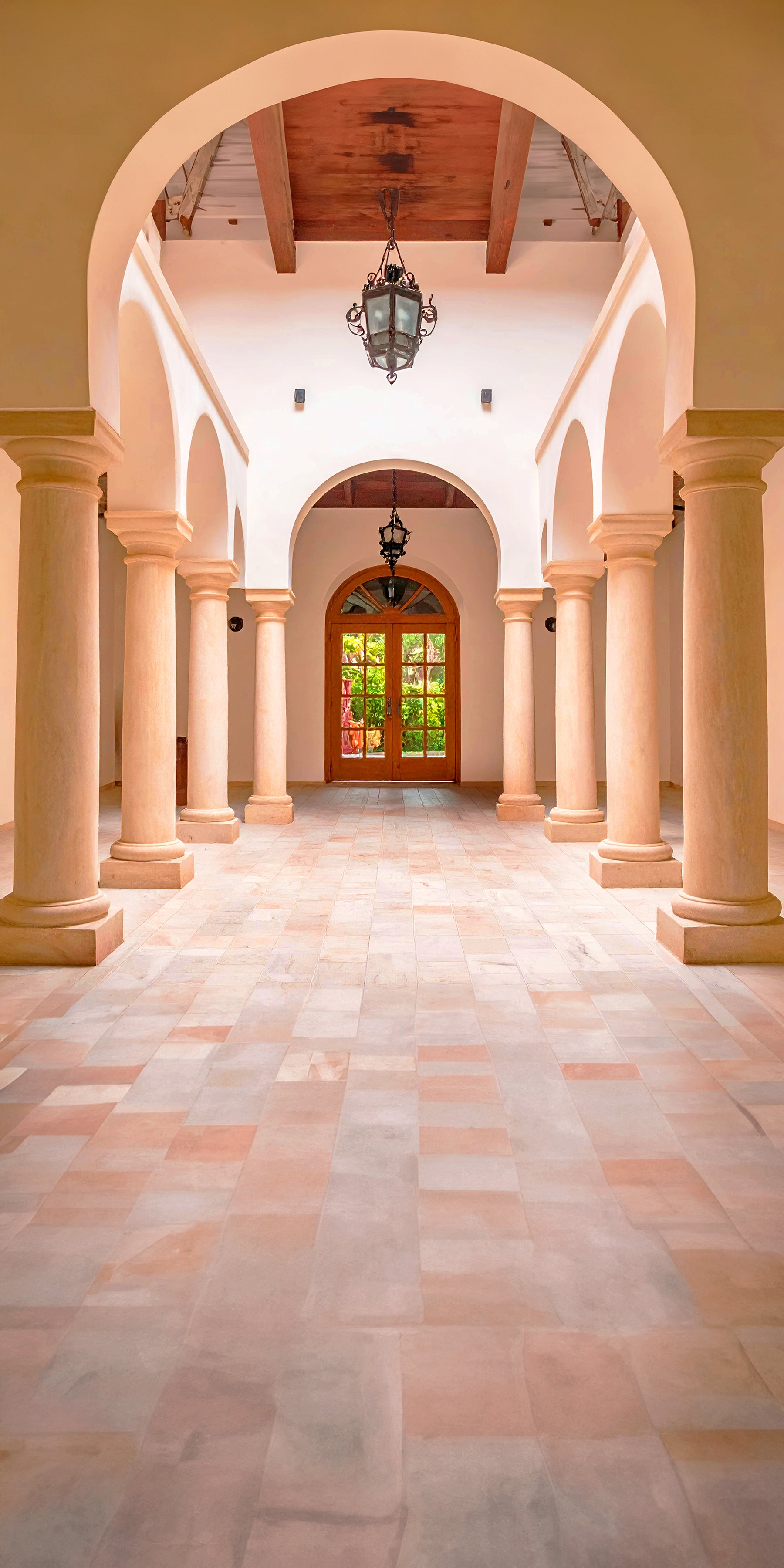 Grand Colonnade Corridor