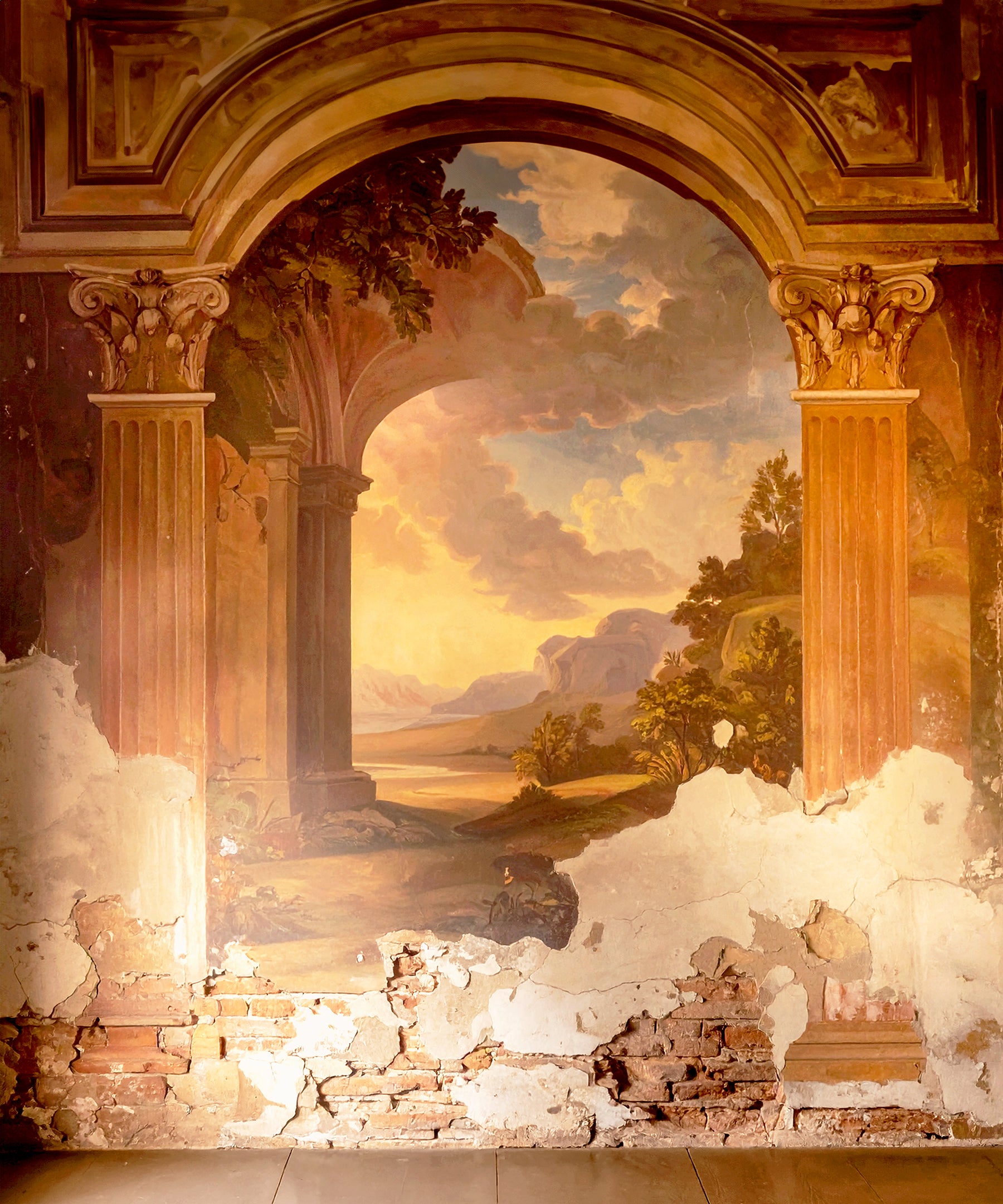 Vintage Archway – Faded Elegance of Time